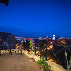 terrace-house-tbilisi.alltbilisihotels.com/