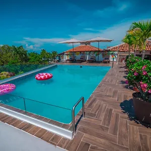 3* Hotel Encino Malecon Centro